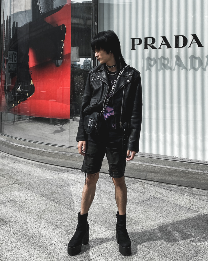stay bold with my own black 8